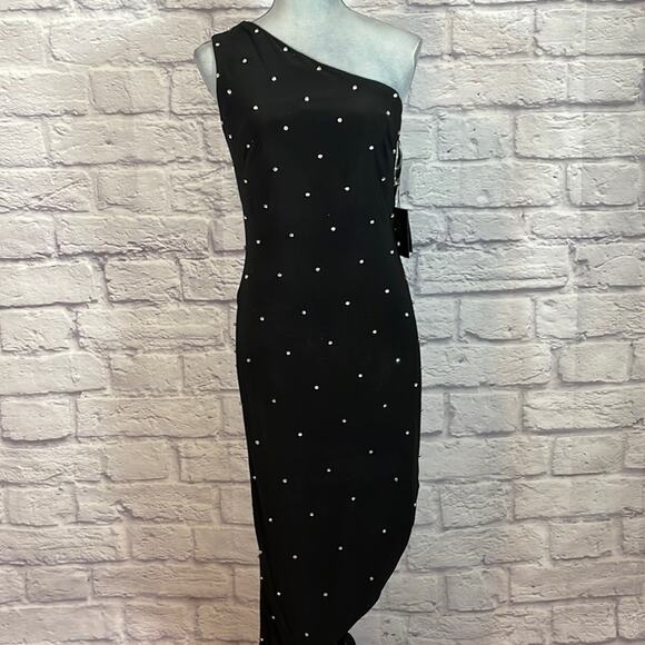 Mac Duggal Dresses & Skirts - NWT Mac Duggal rhinestone beaded cocktail gown